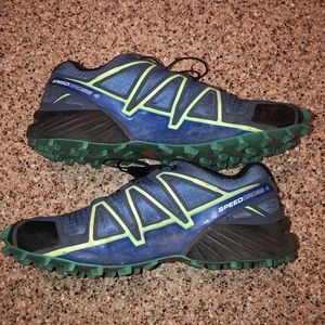 W’s Salomon Speed Cross 4